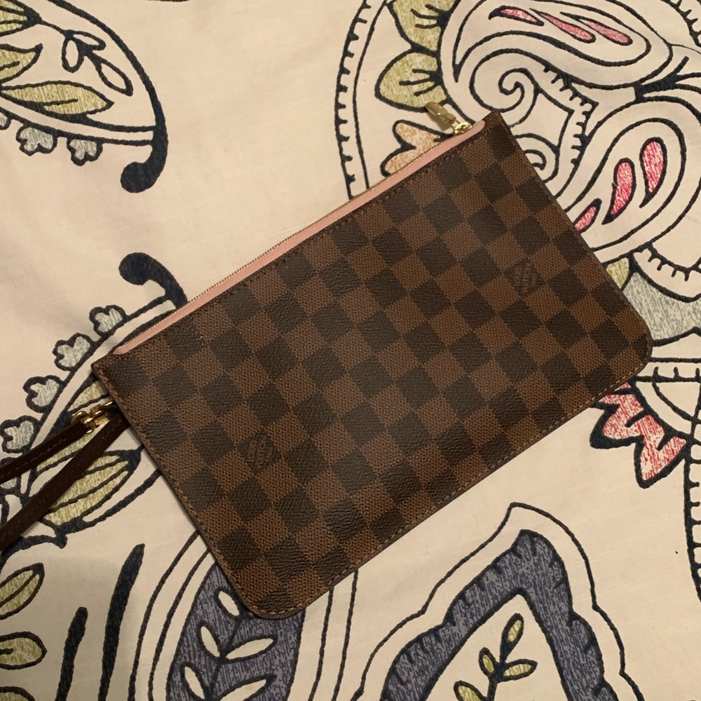 AUTHENTIC Louis Vuitton Wristlet